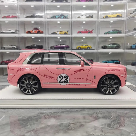 [NCM] 1:18 Rolls-Royce 2018 Cullinan Pink Pig Model Car Resin