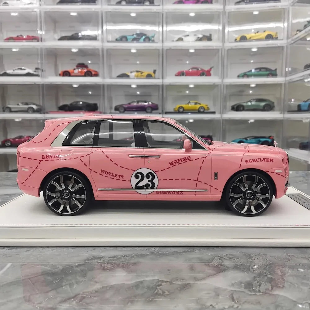 [NCM] 1:18 Rolls-Royce 2018 Cullinan Pink Pig Model Car Resin