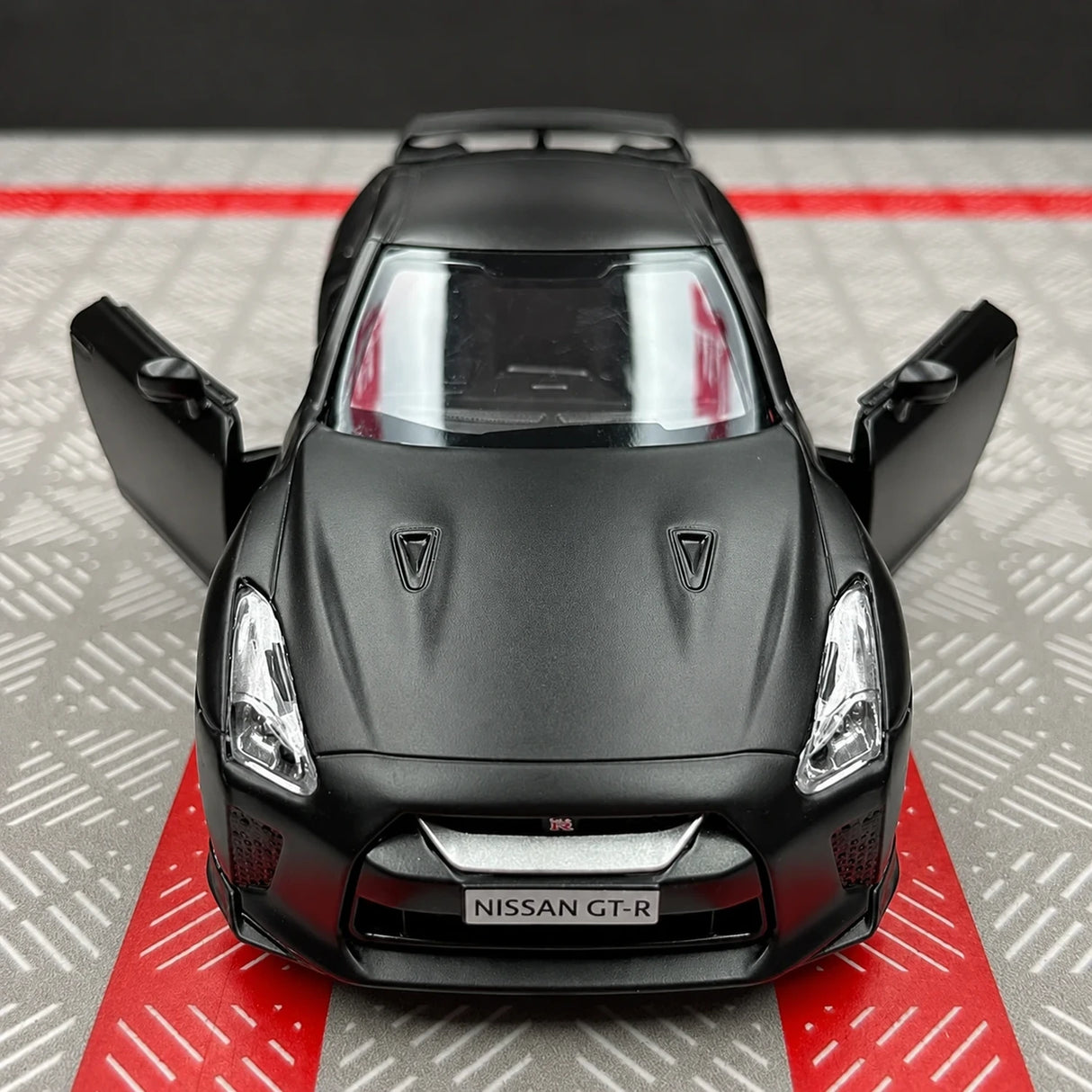 Nissan 2007 GT-R R35 무광 블랙 1:36 – 다이캐스트 디스플레이 모델 다이캐스트