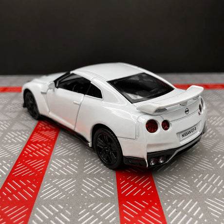 Nissan 2007 GT-R R35 وايت 1:36 – نموذج عرض مصبوب، مصبوب،