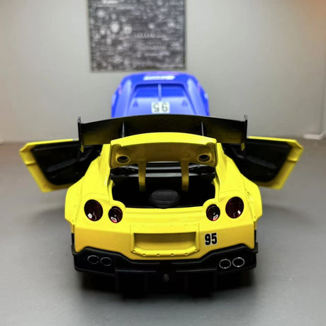 Nissan 2017 GT-R R35 blauw 1:24 – diecast displaymodel