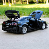 Nissan 2017 GT-R R35 LB Performance svart 1:32 – pressgjuten visningsmodell