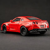 Nissan 2017 GT-R R35 LP Works röd 1:32 – pressgjuten visningsmodell