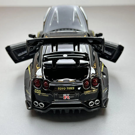Nissan 2017 GT-R R35 Nismo Schwarze 1:32 – Druckguss-Display-Modell in Druckguss