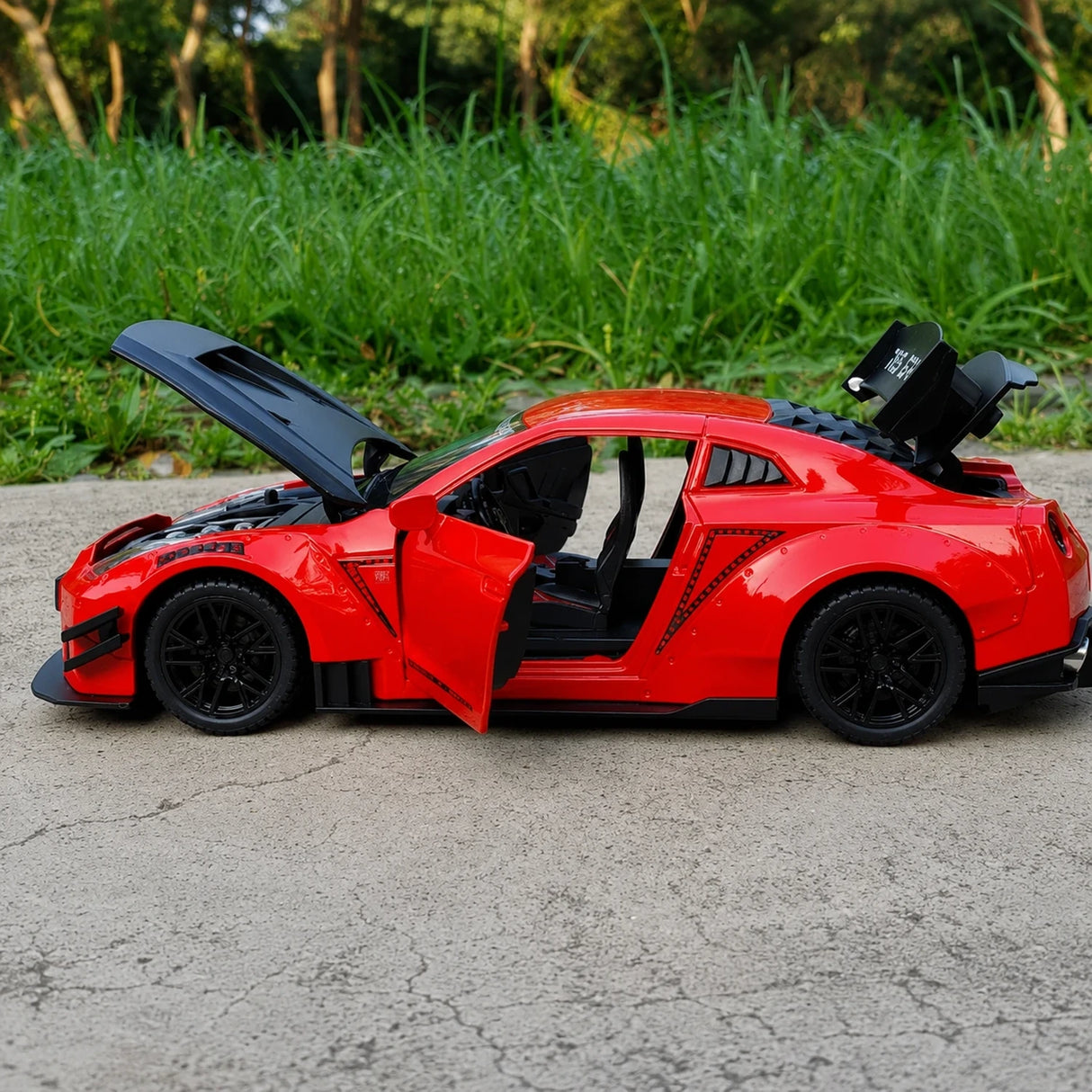 Nissan 2017 GT-R R35 Rode 1:24 – Gegoten Beeldmodel Gietijzer