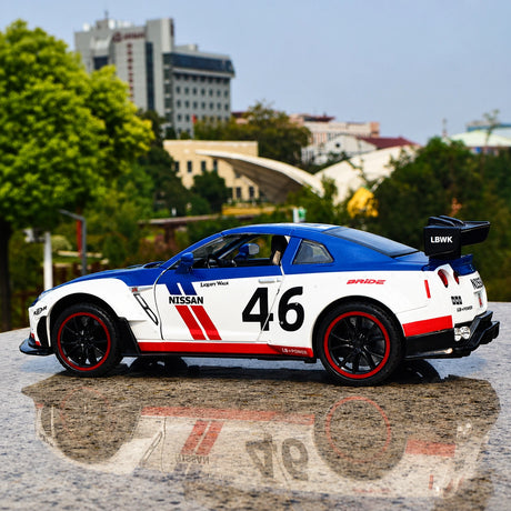 Nissan 2017 GT-R R35 Widebody blauw #46 1:24 diecast displaymodel - aanzicht 2