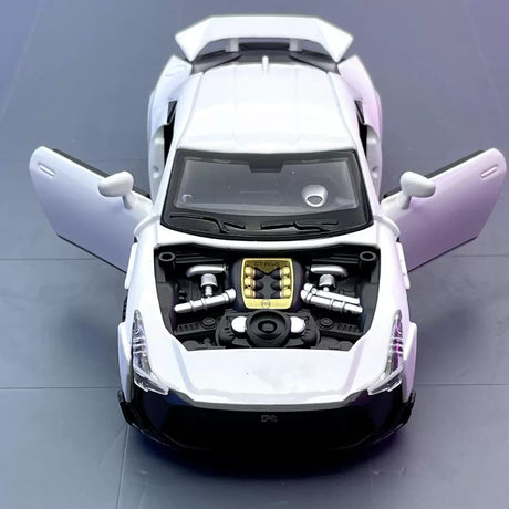 Nissan 2018 GT-R50 von Italdesign White 1:32 – Druckguss-Display-Modell in Druckguss
