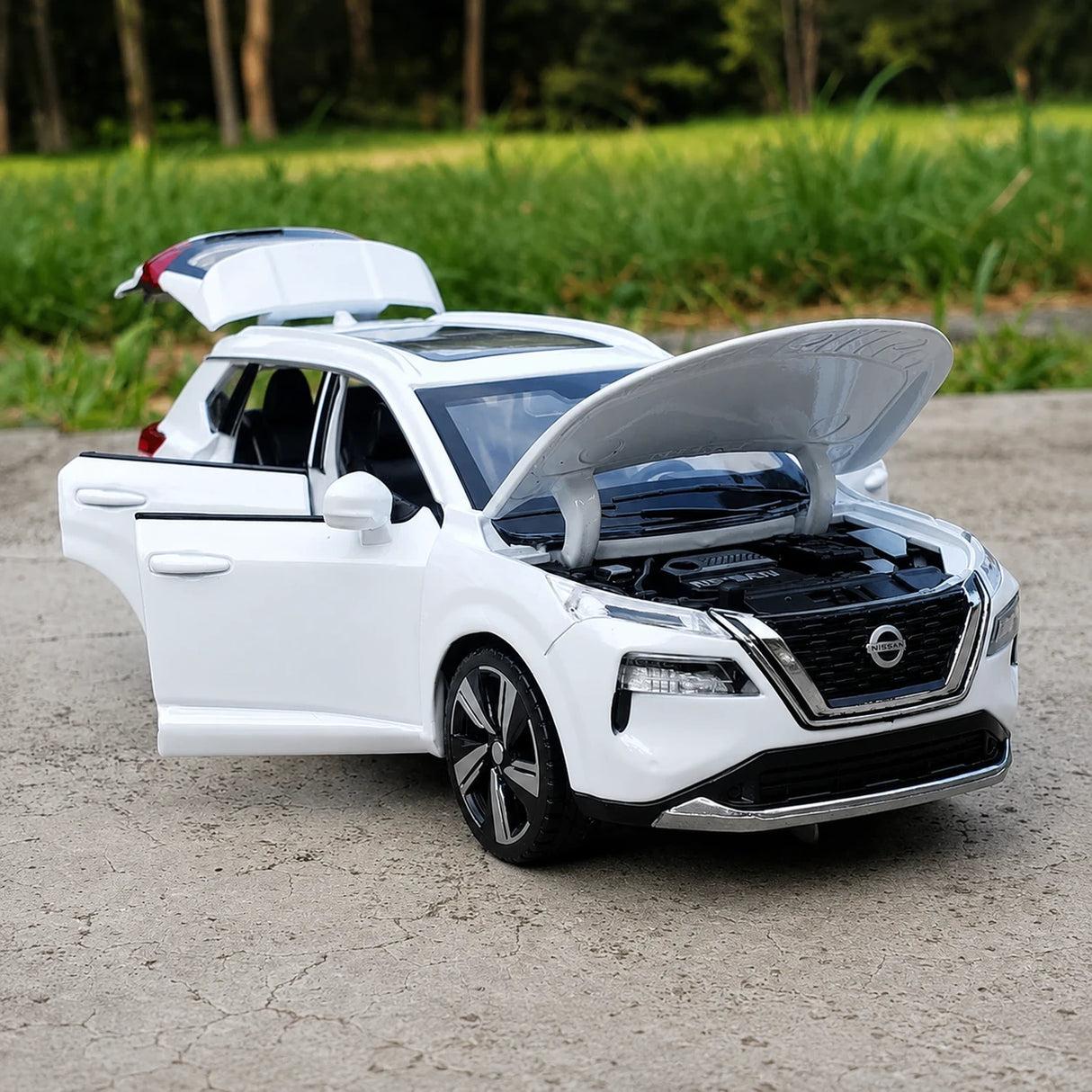 Nissan 2021 X-Trail White 1:32 – Druckguss-Display-Modell in Druckguss