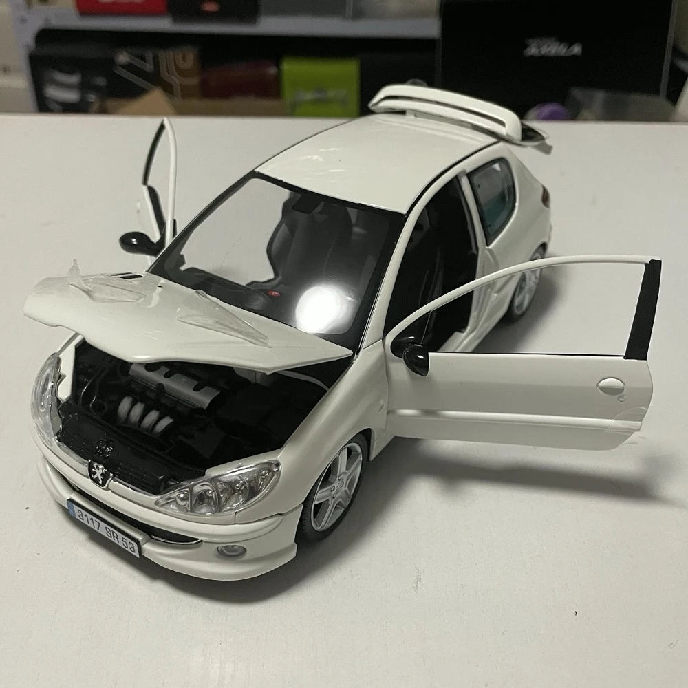 [Norev] 1:18 Peugeot 1998 206 White Model Car Die-Cast