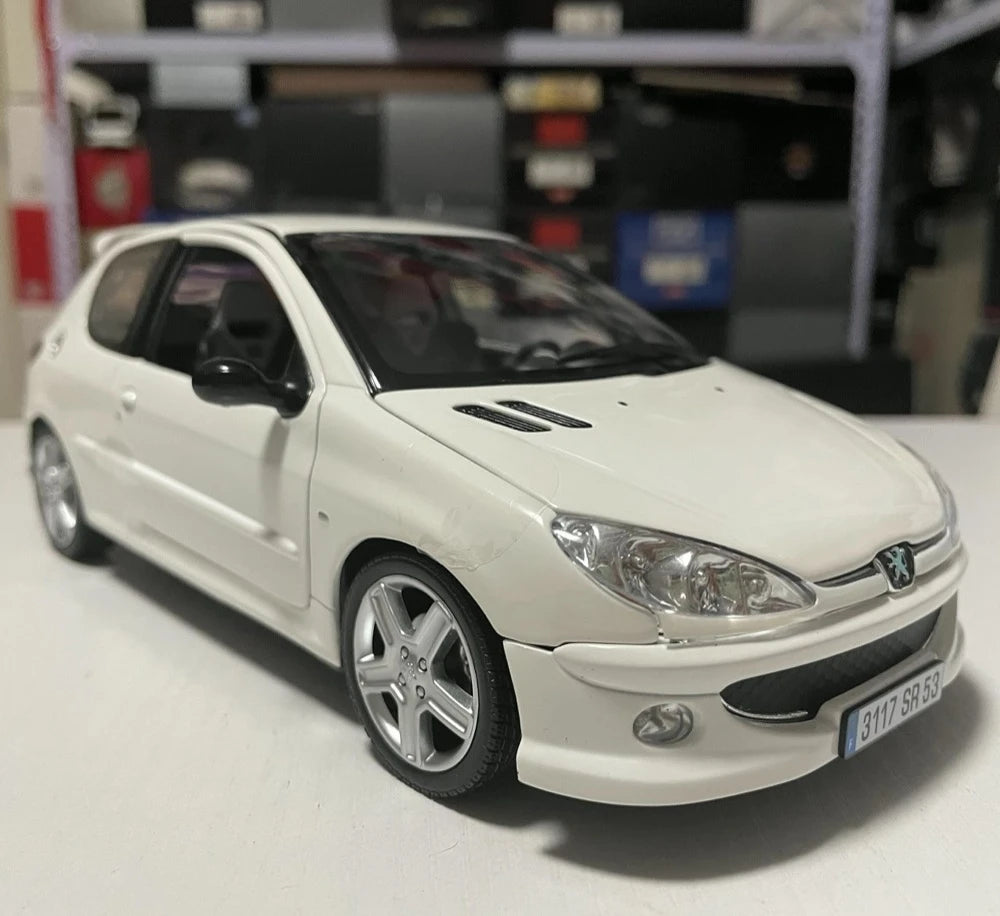 [Norev] 1:18 Peugeot 1998 206 White Model Car Die-Cast