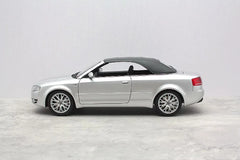 [Norev] 1:18 Audi 2006 A4 B7 3.2 Cabriolet argent voiture miniature Die-Cast