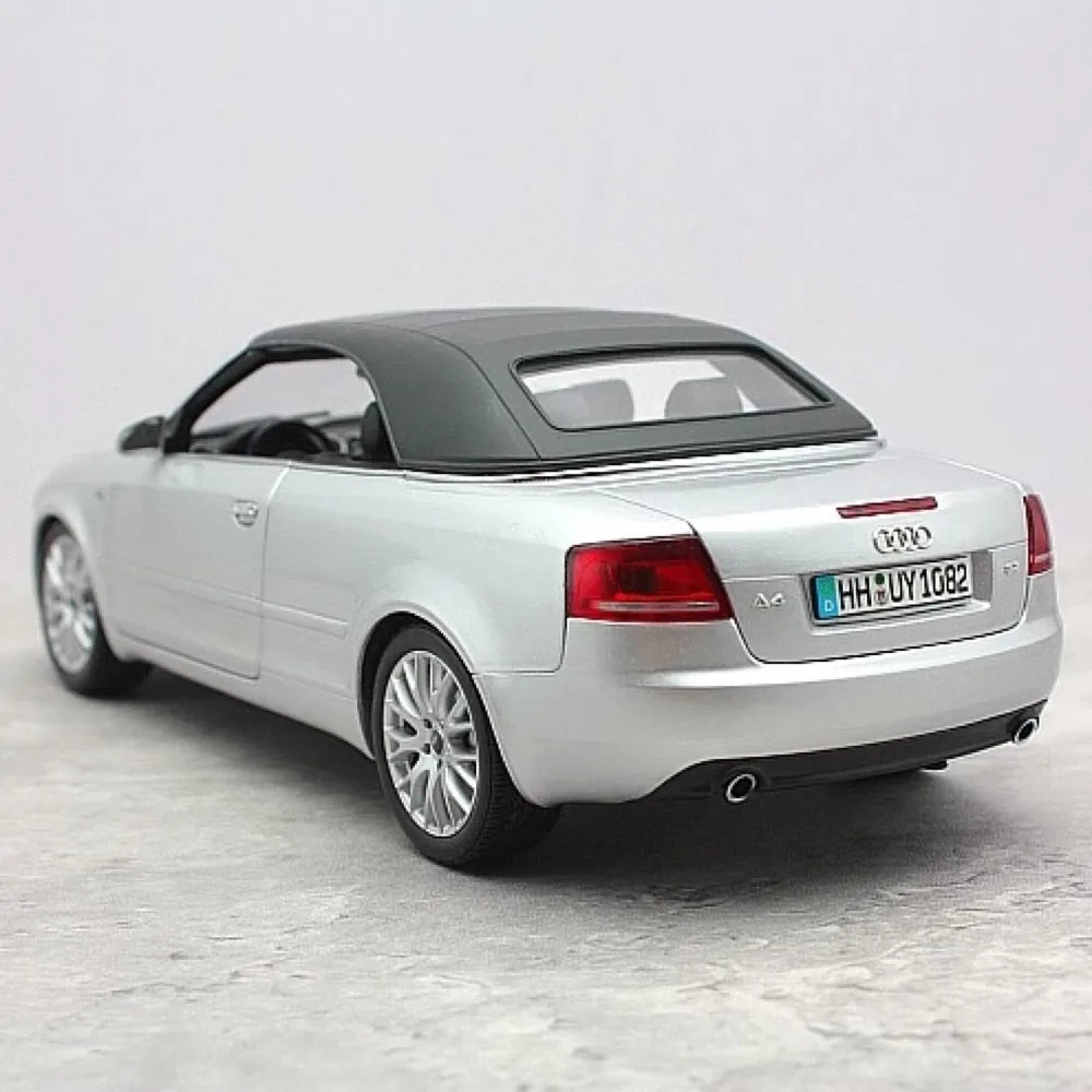 [Norev] 1:18 Audi 2006 A4 B7 3.2 Cabriolet argent voiture miniature Die-Cast