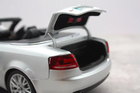 [Norev] 1:18 Audi 2006 A4 B7 3.2 Cabriolet Silver Model Car Die-Cast