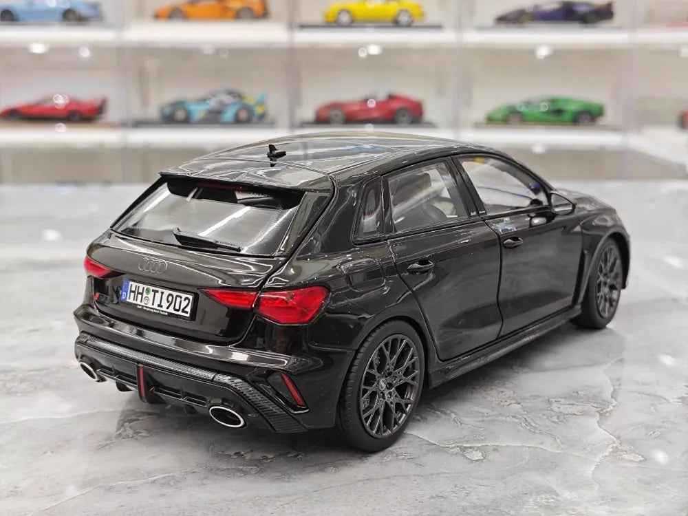 [Norev] 1:18 Audi 2021 RS3 nero modellino di auto Die-Cast