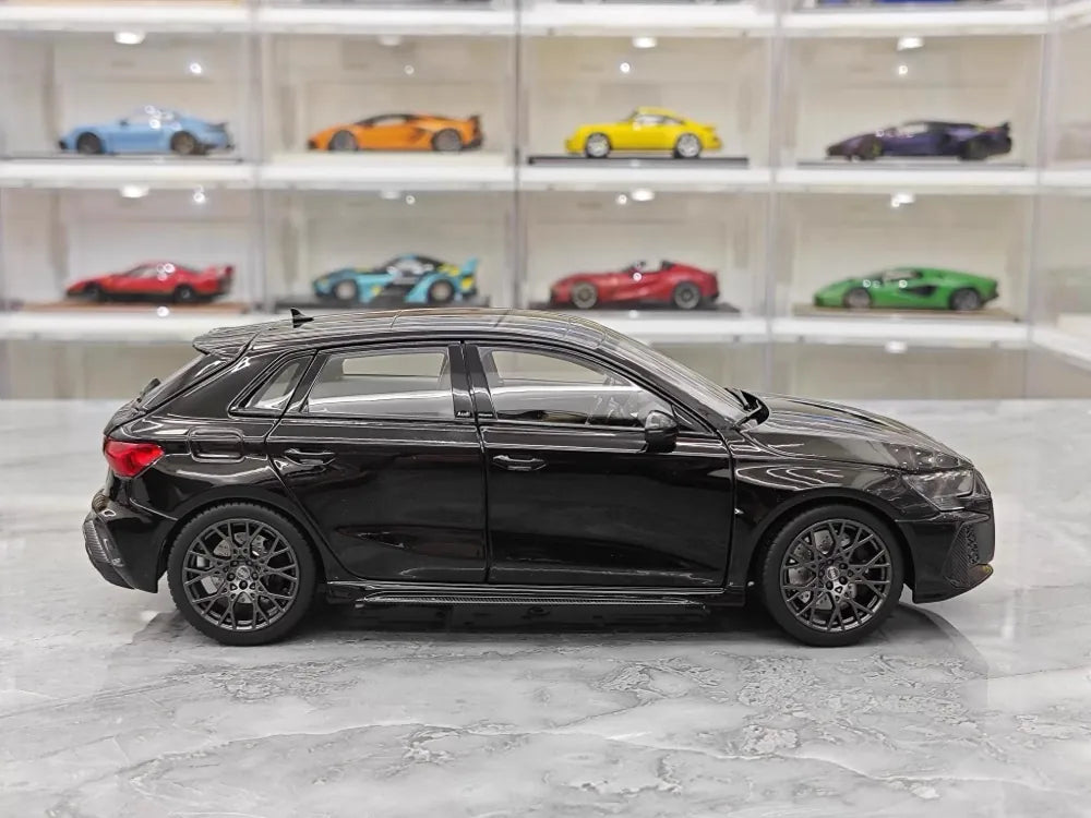 [Norev] 1:18 Audi 2021 RS3 nero modellino di auto Die-Cast