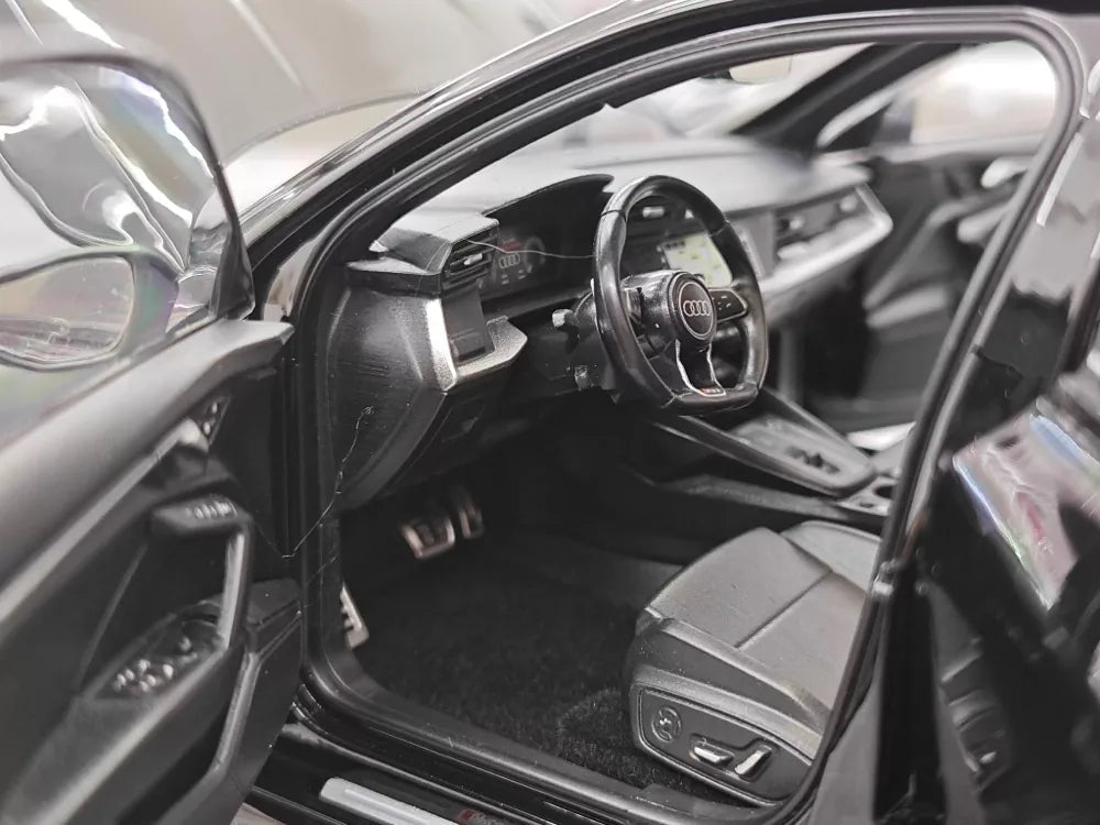 [Norev] 1:18 Audi 2021 RS3 Black Model Car Die-Cast