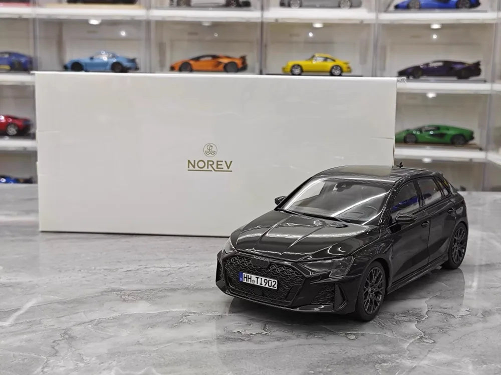 [Norev] 1:18 Audi 2021 RS3 nero modellino di auto Die-Cast