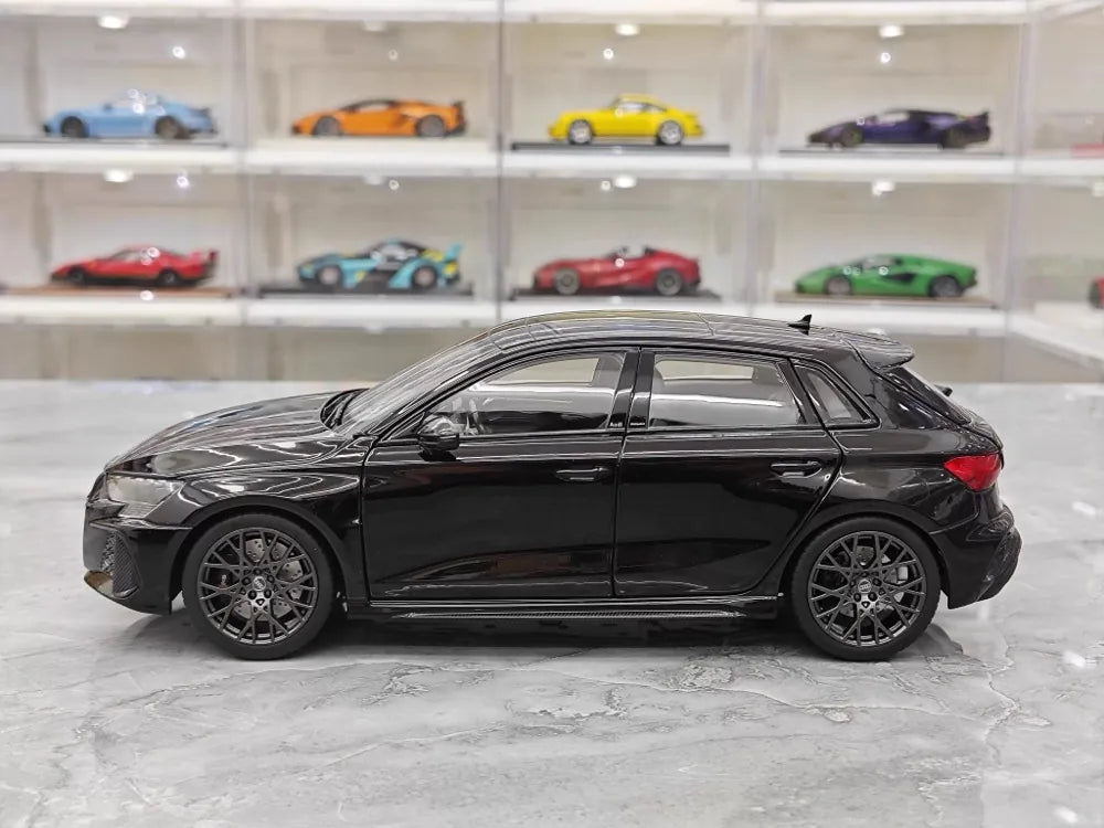 [Norev] 1:18 Audi 2021 RS3 nero modellino di auto Die-Cast