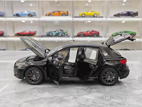 [Norev] 1:18 Audi 2021 RS3 Black Model Car Die-Cast