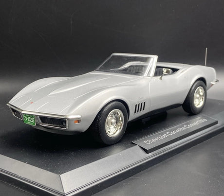 [Norev] 1:18 Chevrolet 1969 Corvette C3 Convertible Silver Model Car Resin