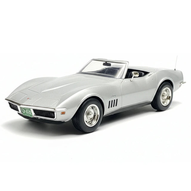 [Norev] 1:18 Chevrolet 1969 Corvette C3 Convertible Silver Model Car Resin