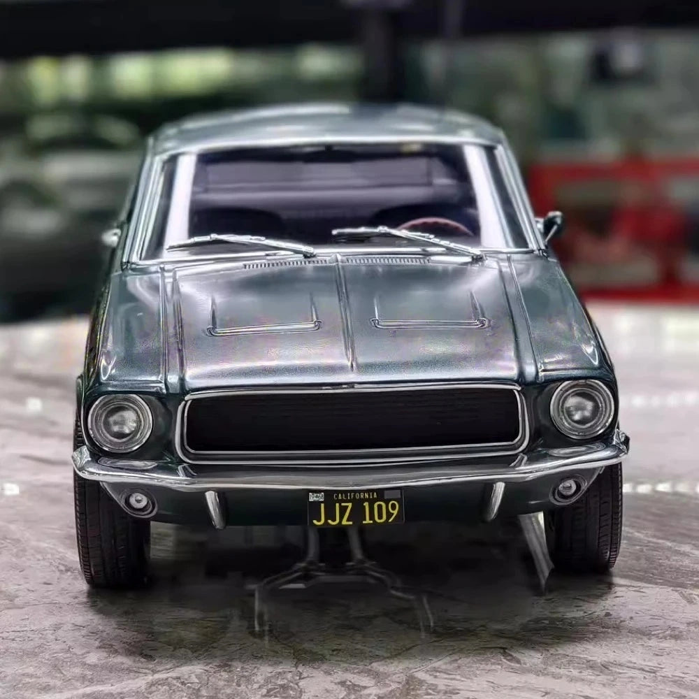 [Norev] 1:18 Ford 1968 Mustang Fastback Blue Model Car Die-Cast