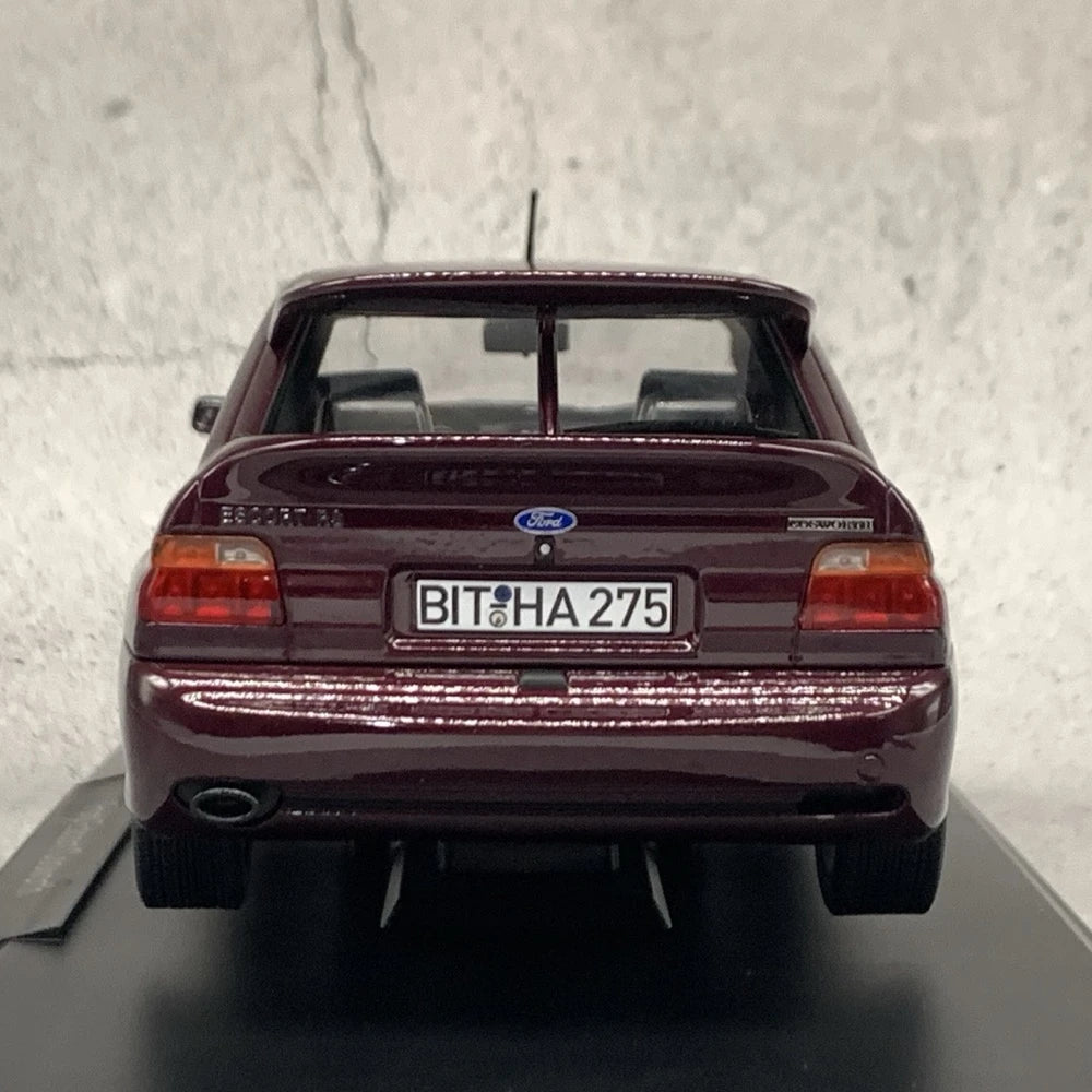 [Norev] 1:18 Ford 1992 Escort Cosworth Wine modellino di auto resina