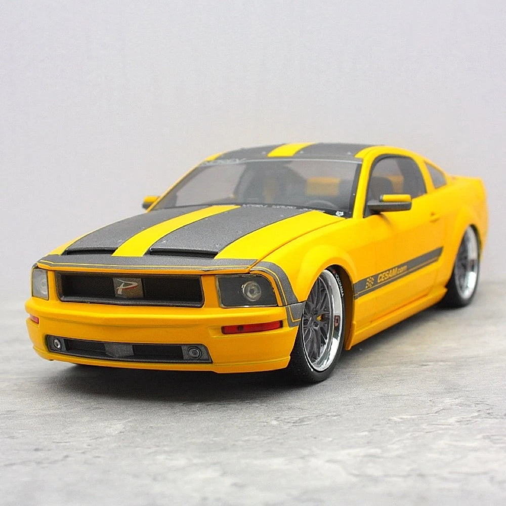 [Norev] 1:18 Ford 2006 Mustang CESAM Parotech giallo modellino di auto resina