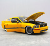 [Norev] 1:18 Ford 2006 Mustang CESAM Parotech Yellow Model Car Resin