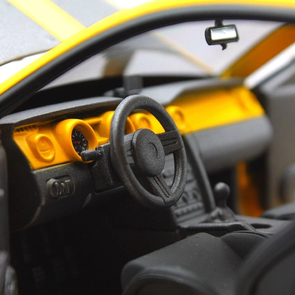 [Norev] 1:18 Ford 2006 Mustang CESAM Parotech giallo modellino di auto resina