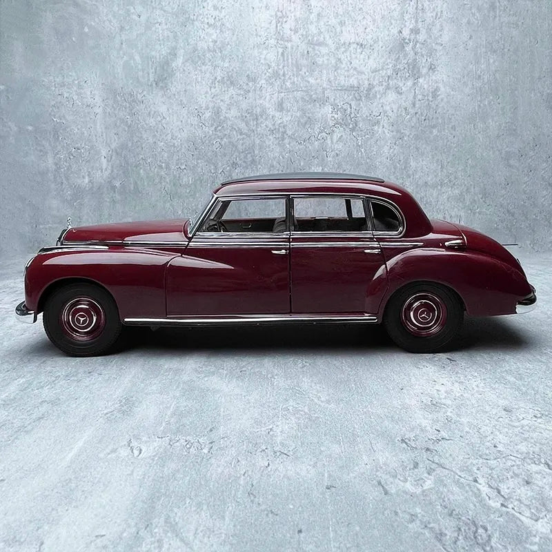 [Norev] 1:18 Mercedes-Benz 1951 300S W186 punainen pienoismalli Die-Cast