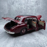 [Norev] 1:18 Mercedes-Benz 1951 300S W186 punainen pienoismalli Die-Cast