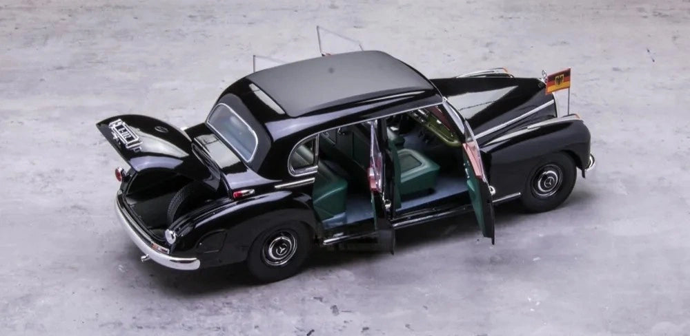 [Norev] 1:18 Mercedes-Benz 1951 300S W186 Black Model Car Die-Cast