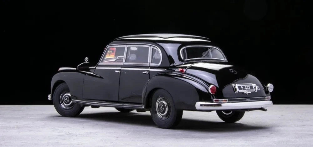 [Norev] 1:18 Mercedes-Benz 1951 300S W186 Black Model Car Die-Cast
