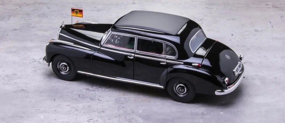 [Norev] 1:18 Mercedes-Benz 1951 300S W186 Black Model Car Die-Cast