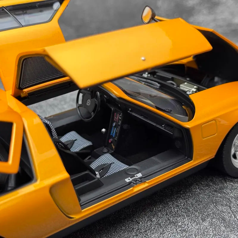 [Norev] 1:18 Mercedes-Benz 1970 C111 Yellow Model Car Die-Cast