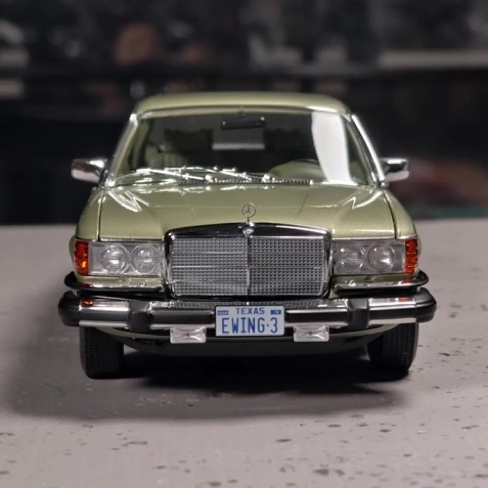 [Norev] 1:18 Mercedes-Benz 1975 450 SEL Green Model Car Die-Cast