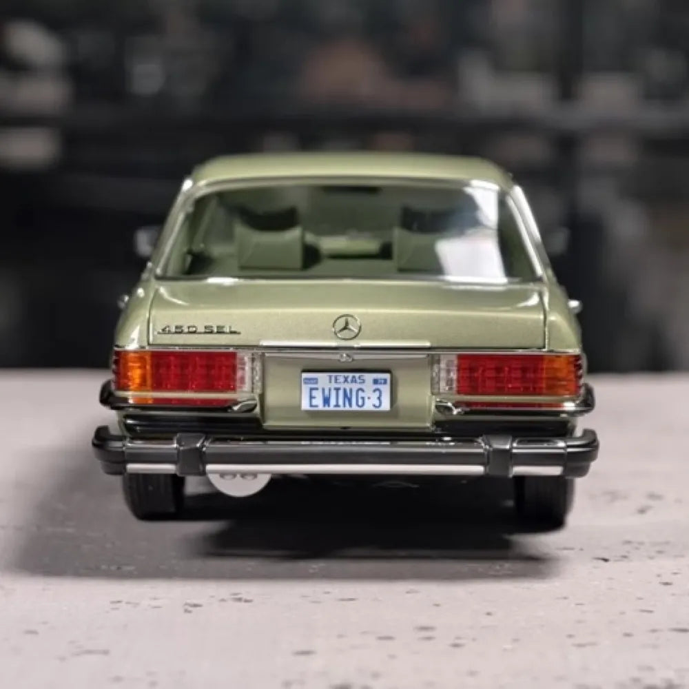 [Norev] 1:18 Mercedes-Benz 1975 450 SEL Green Model Car Die-Cast