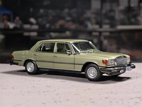 [Norev] 1:18 Mercedes-Benz 1975 450 SEL Green Model Car Die-Cast