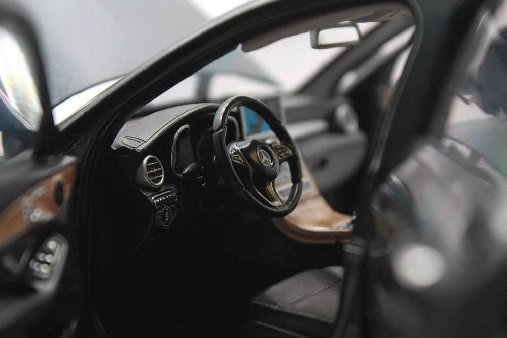 [Norev] 1:18 Mercedes-Benz 2015 C-Class Wagon W205 Black Model Car Die-Cast