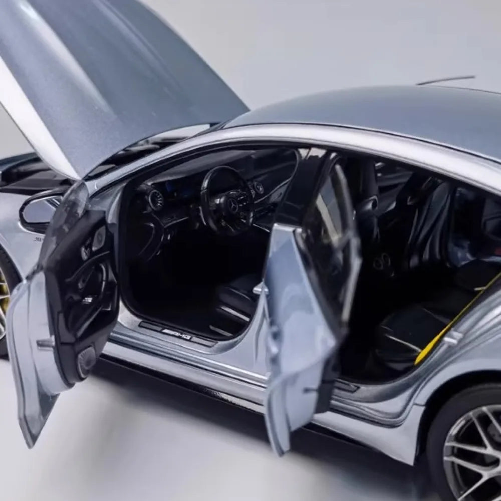 [Norev] 1:18 Mercedes-Benz 2021 AMG GT63 S 4Matic Silver Model Car Die-Cast
