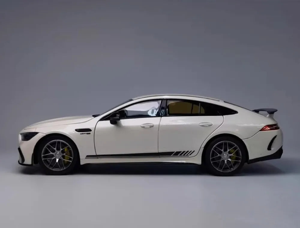 [Norev] 1:18 Mercedes-Benz 2021 AMG GT63 S 4Matic White Model Car Die-Cast