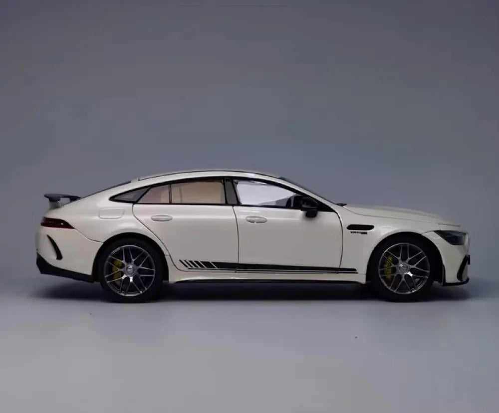 [Norev] 1:18 Mercedes-Benz 2021 AMG GT63 S 4Matic White Model Car Die-Cast