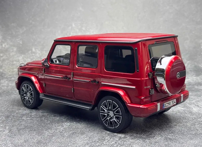 [Norev] 1:18 Mercedes-Benz 2024 G500 G-Class N465 punainen pienoismalli Die-Cast