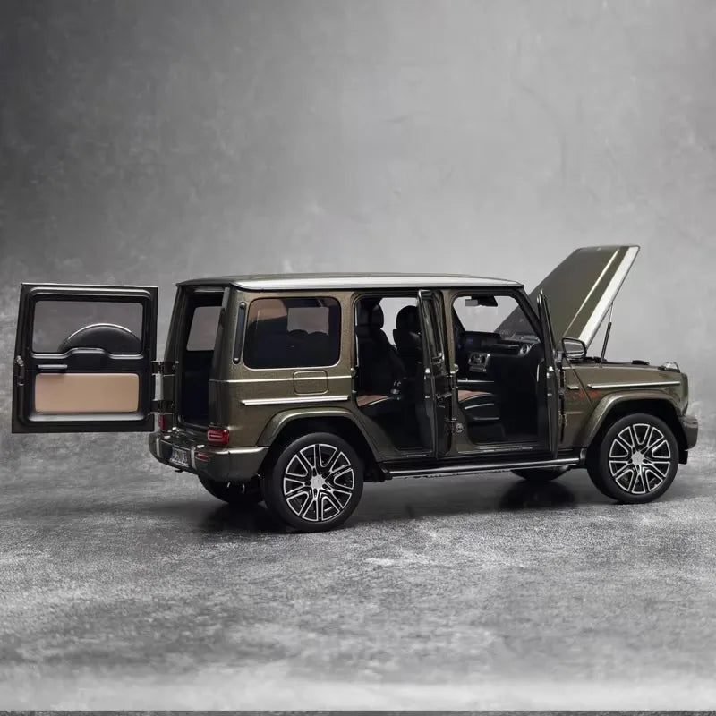 [Norev] 1:18 Mercedes-Benz 2024 G500 G-Class N465 Green Model Car Die-Cast