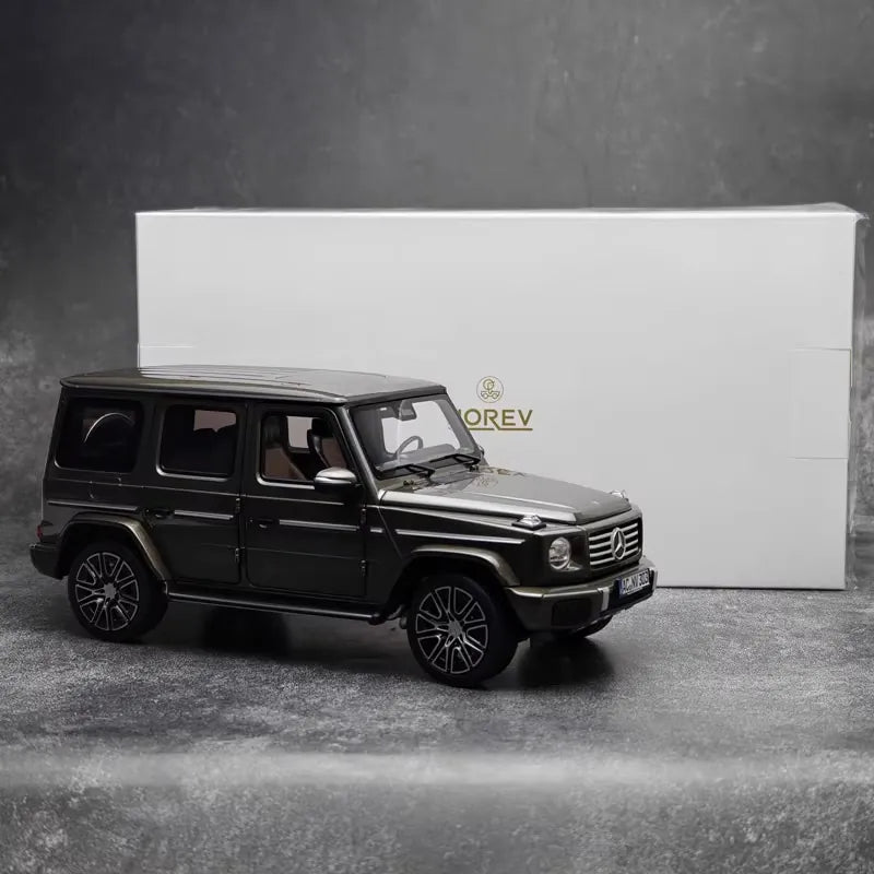 [Norev] 1:18 Mercedes-Benz 2024 G500 G-Class N465 Green Model Car Die-Cast