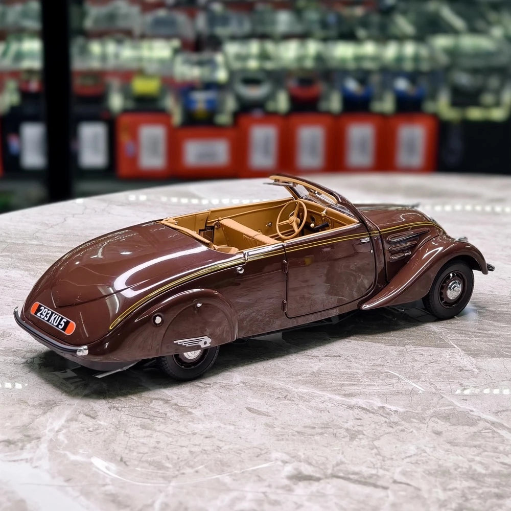 [Norev] 1:18 Peugeot 1937 402 Eclipse Brown Model Car Die-Cast