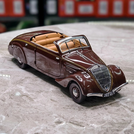 [Norev] 1:18 Peugeot 1937 402 Eclipse Brown Model Car Die-Cast