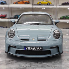 [Norev] 1:18 Porsche 2023 911 S/T Shark blu modellino di auto Die-Cast