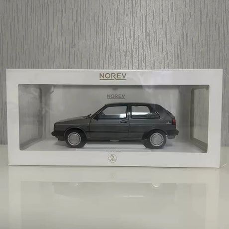 [Norev] 1:18 Volkswagen 1983 Golf GTI Champion Black Model Car Resin